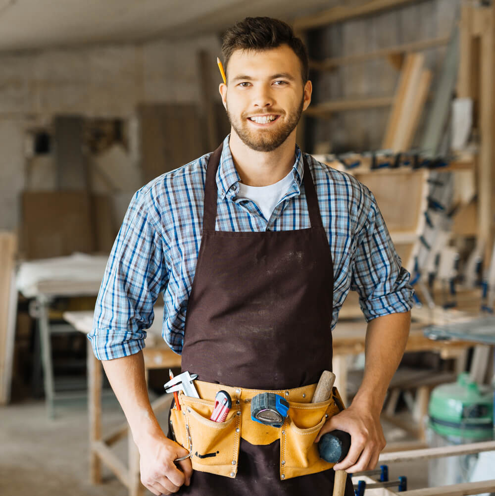 Handwerker in siener Werkstatt